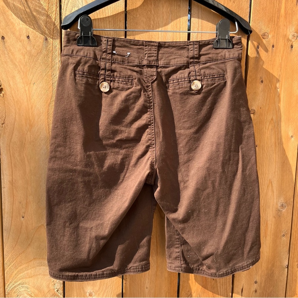 Dressbarn Y2K brown shorts - Picture 3 of 3